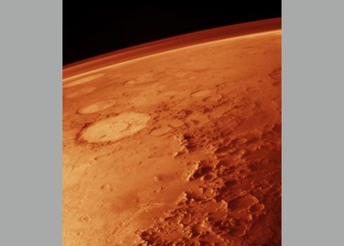 Die dünne Marsatmosphäre aus dem Mars-Orbit betrachtet.